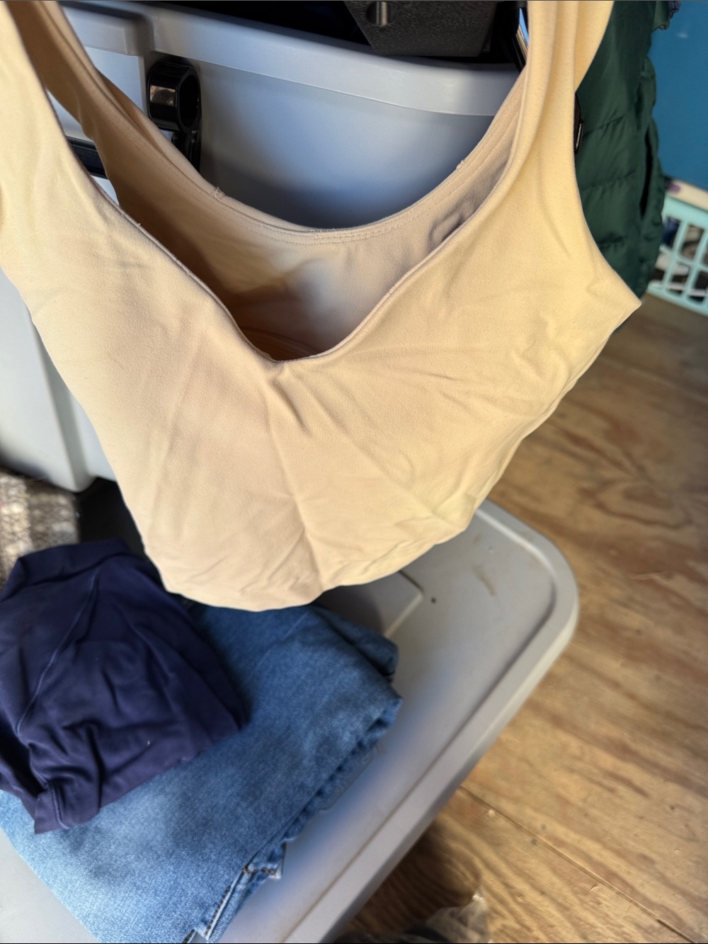 lululemon athletica Cream Scoop Neck Tank Top